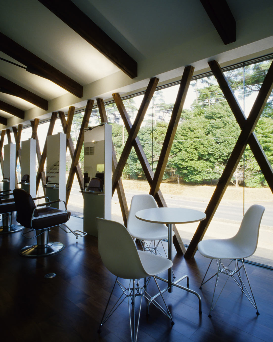 耐力壁をなくす‘’はさみ‘’のような構造