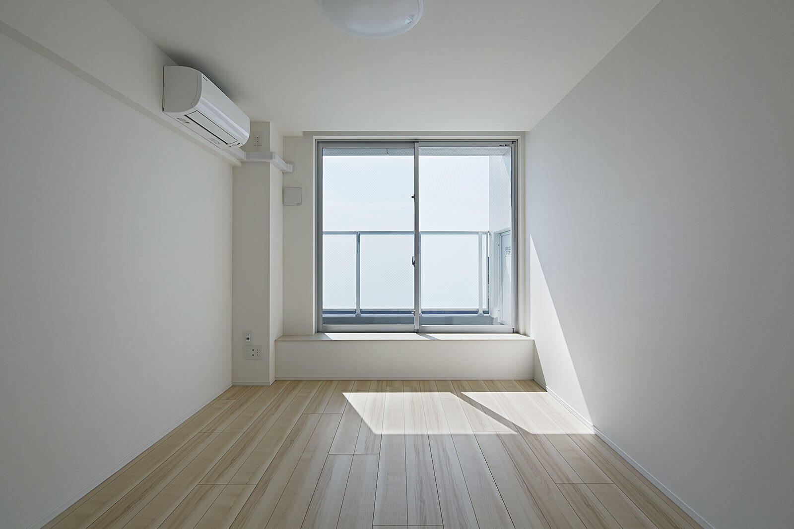 明るく狭苦しくないマンションの個室｜Crevista 大森西
