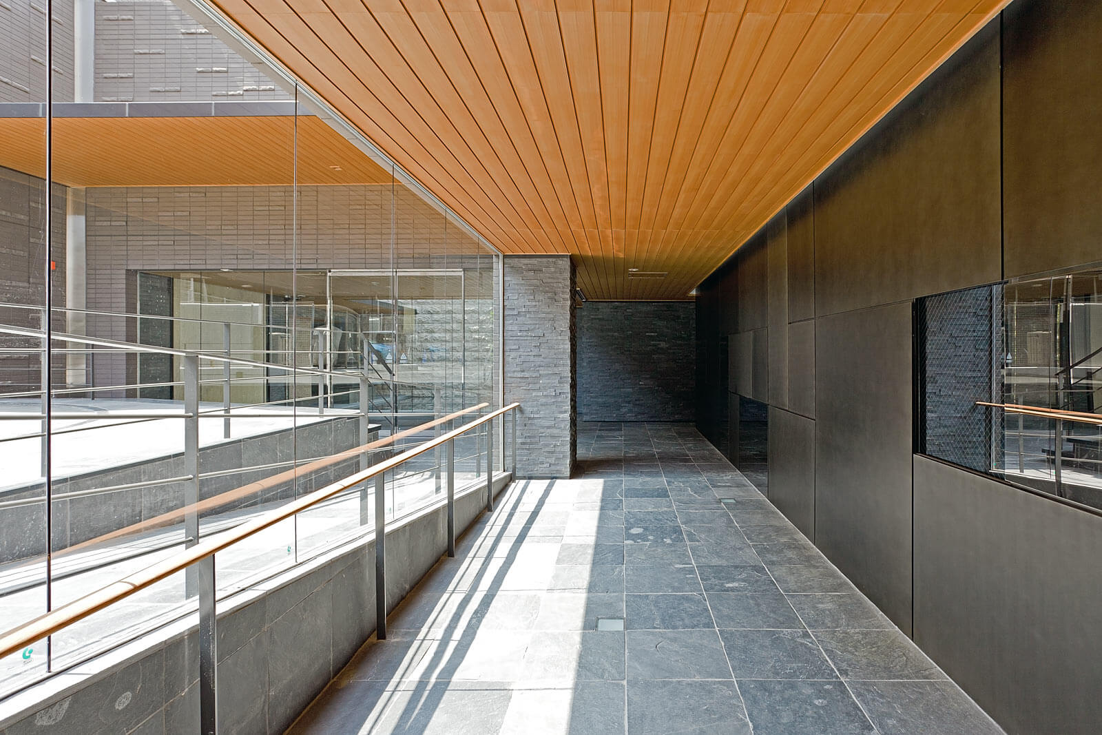 マンションのアプローチ3｜Green Park 駒込染井坂
